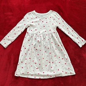 Red hearts on light gray size 5 girls dress. Old Navy 100% cotton.